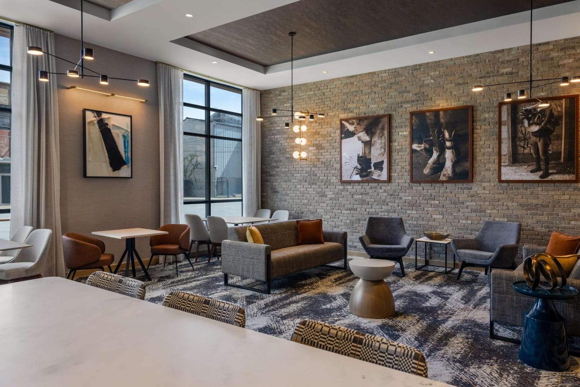 Tempo By Hilton Louisville Downtown Nulu Esterno foto