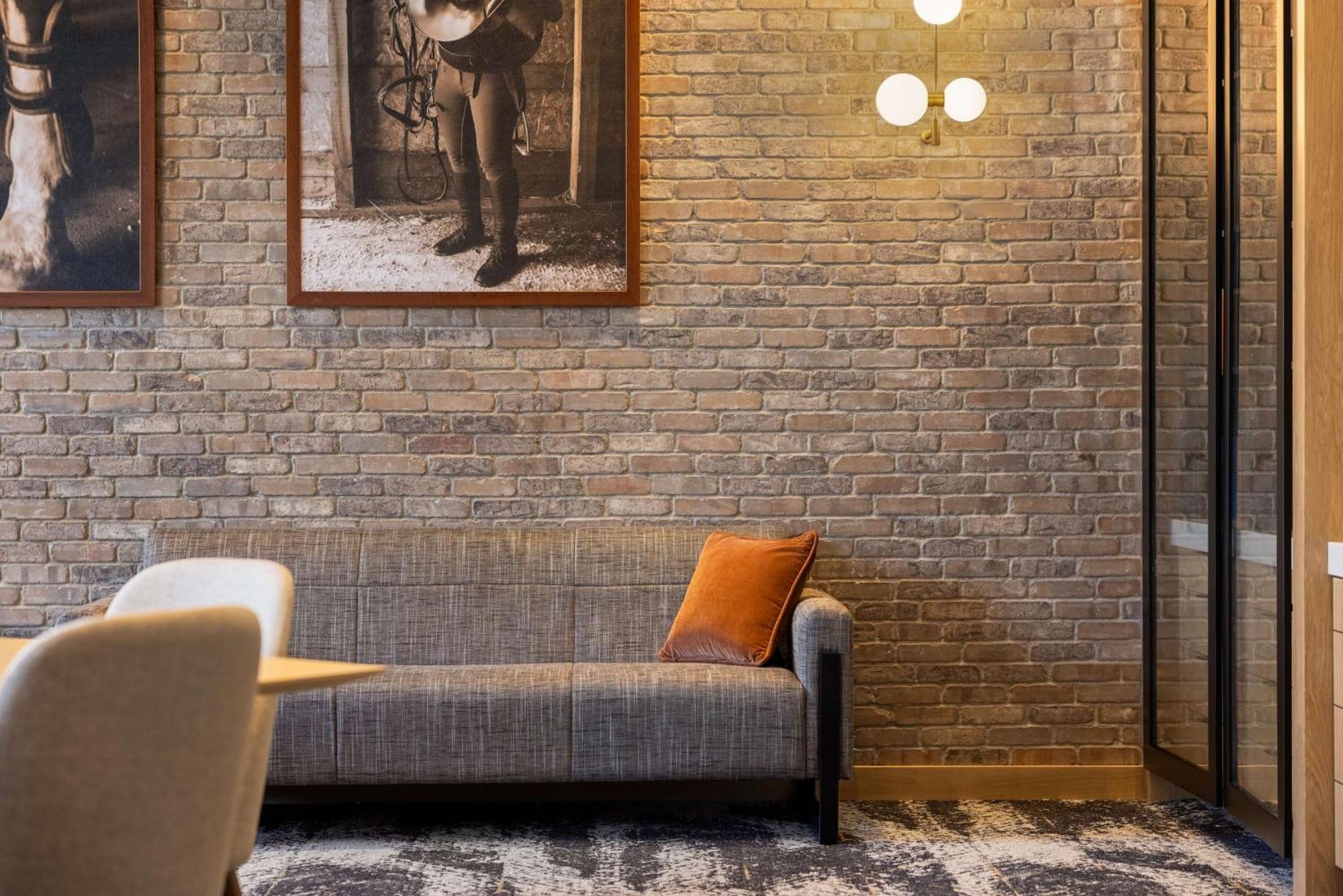 Tempo By Hilton Louisville Downtown Nulu Esterno foto